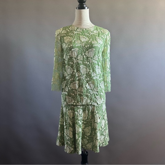 Dresses & Skirts - Vintage Green Floral Lace Metal Zipper Shift Dress Sz S
